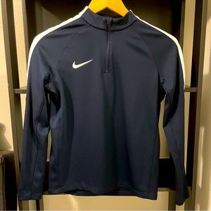 NIKE DRI FIT pullover jacket Boys Size L Navy Blue & White